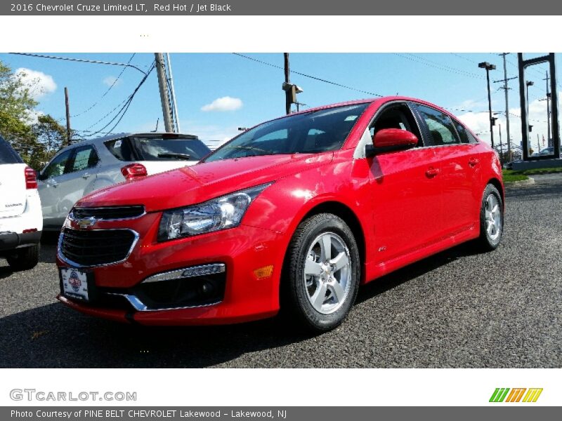 Red Hot / Jet Black 2016 Chevrolet Cruze Limited LT