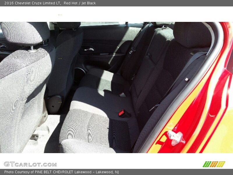 Red Hot / Jet Black 2016 Chevrolet Cruze Limited LT