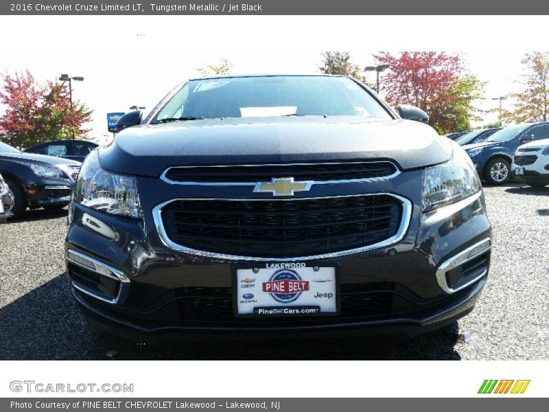 Tungsten Metallic / Jet Black 2016 Chevrolet Cruze Limited LT