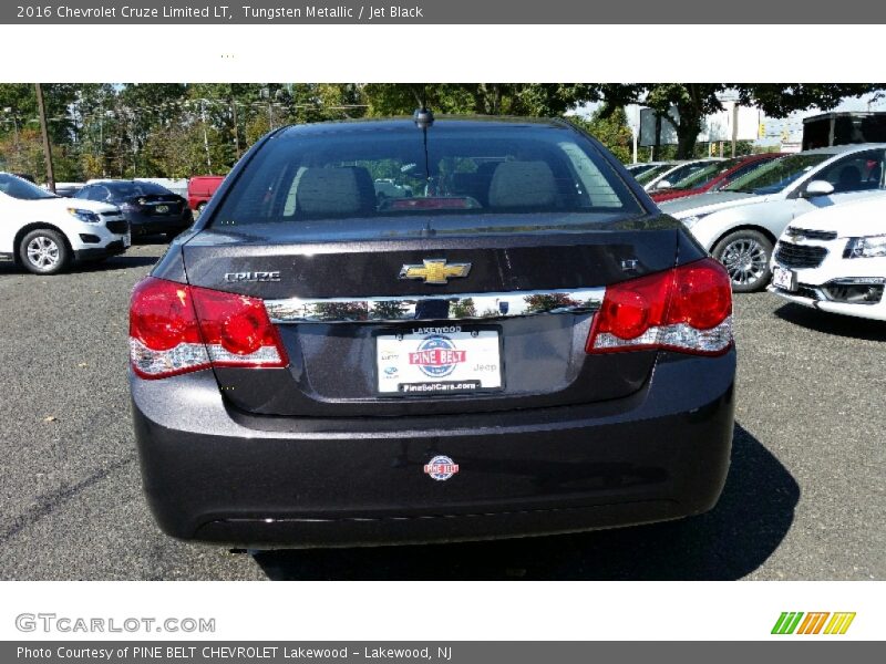 Tungsten Metallic / Jet Black 2016 Chevrolet Cruze Limited LT