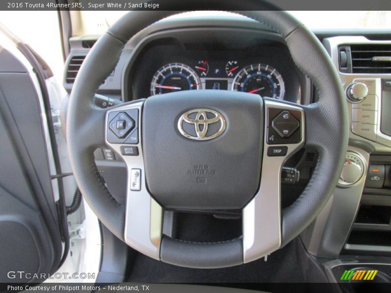 Super White / Sand Beige 2016 Toyota 4Runner SR5