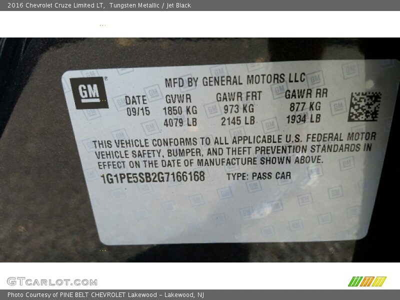 Tungsten Metallic / Jet Black 2016 Chevrolet Cruze Limited LT