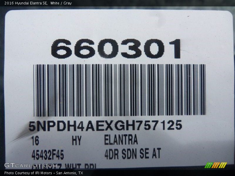 White / Gray 2016 Hyundai Elantra SE