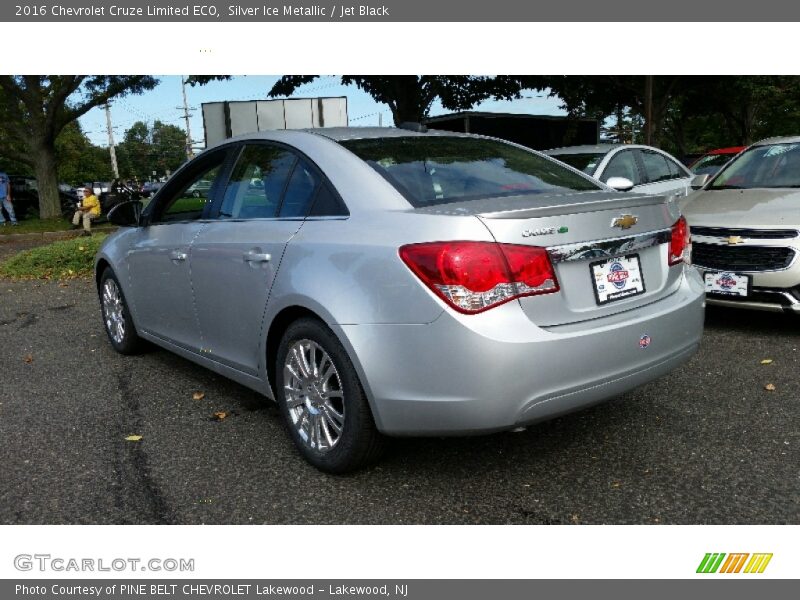Silver Ice Metallic / Jet Black 2016 Chevrolet Cruze Limited ECO