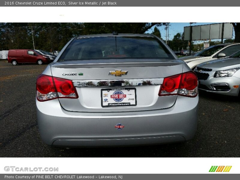 Silver Ice Metallic / Jet Black 2016 Chevrolet Cruze Limited ECO