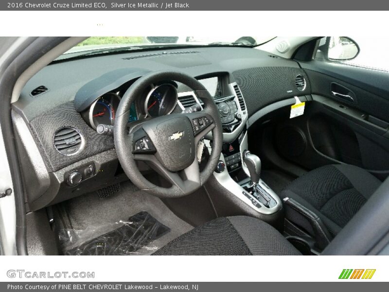 Silver Ice Metallic / Jet Black 2016 Chevrolet Cruze Limited ECO