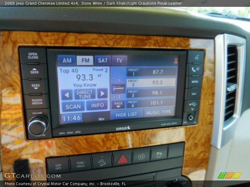 Stone White / Dark Khaki/Light Graystone Royal Leather 2009 Jeep Grand Cherokee Limited 4x4