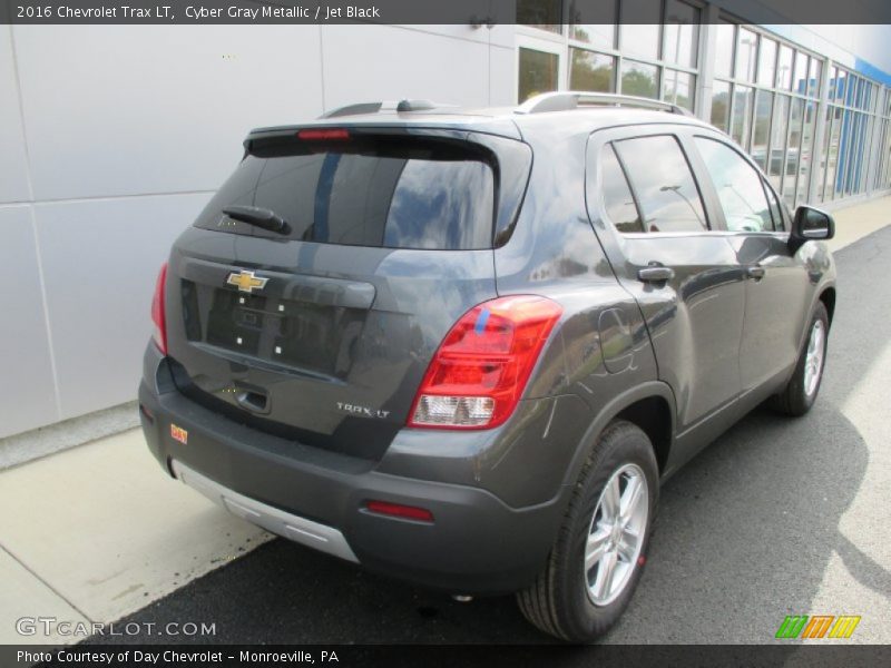 Cyber Gray Metallic / Jet Black 2016 Chevrolet Trax LT
