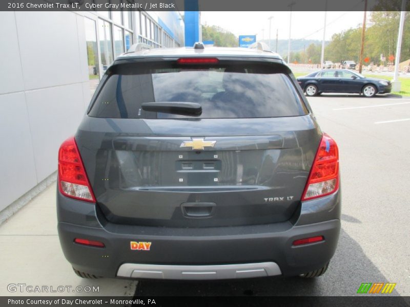 Cyber Gray Metallic / Jet Black 2016 Chevrolet Trax LT