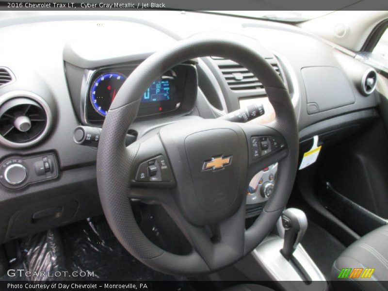 Cyber Gray Metallic / Jet Black 2016 Chevrolet Trax LT
