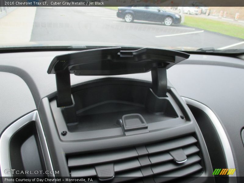 Cyber Gray Metallic / Jet Black 2016 Chevrolet Trax LT