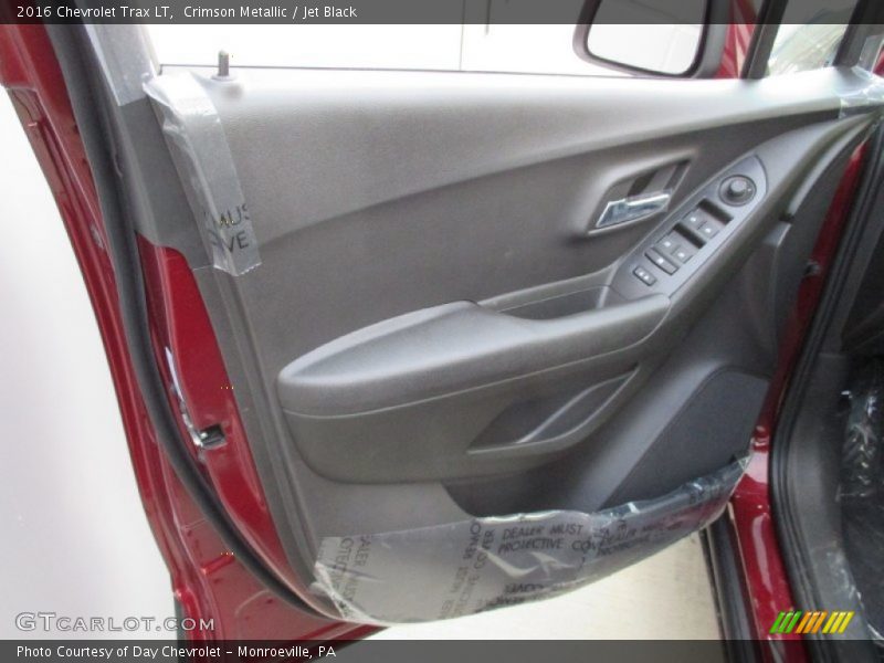 Crimson Metallic / Jet Black 2016 Chevrolet Trax LT