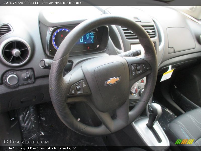 Crimson Metallic / Jet Black 2016 Chevrolet Trax LT