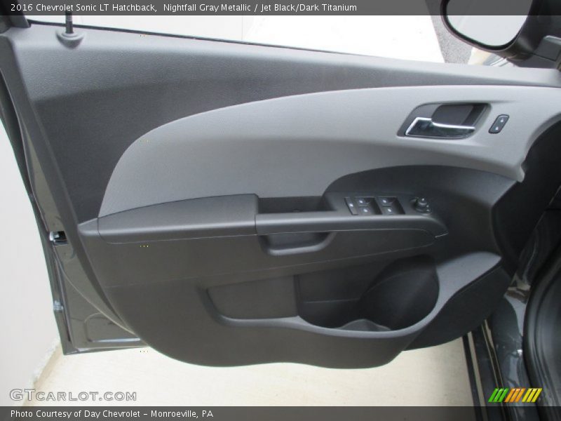 Nightfall Gray Metallic / Jet Black/Dark Titanium 2016 Chevrolet Sonic LT Hatchback