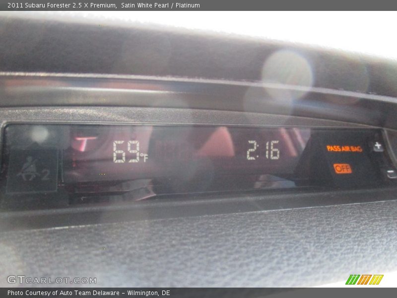 Satin White Pearl / Platinum 2011 Subaru Forester 2.5 X Premium