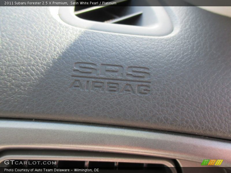 Satin White Pearl / Platinum 2011 Subaru Forester 2.5 X Premium
