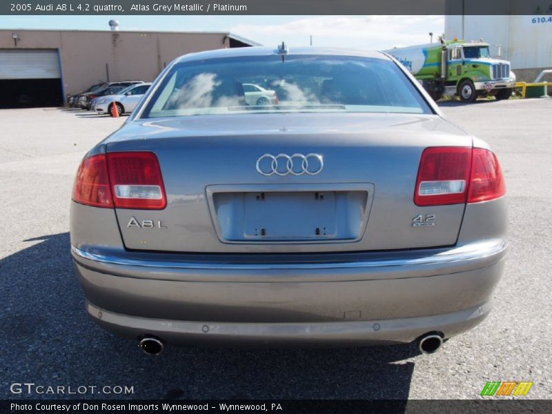 Atlas Grey Metallic / Platinum 2005 Audi A8 L 4.2 quattro