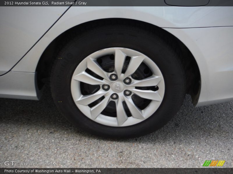 Radiant Silver / Gray 2012 Hyundai Sonata GLS