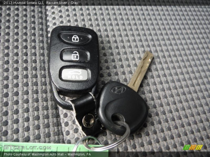 Radiant Silver / Gray 2012 Hyundai Sonata GLS