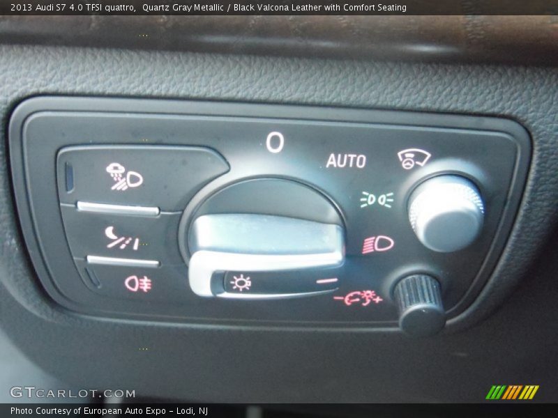 Controls of 2013 S7 4.0 TFSI quattro