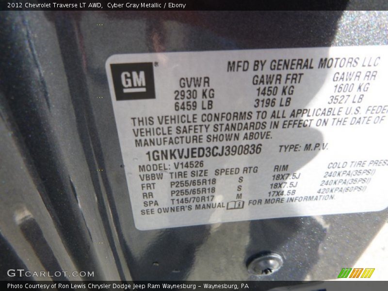 Cyber Gray Metallic / Ebony 2012 Chevrolet Traverse LT AWD