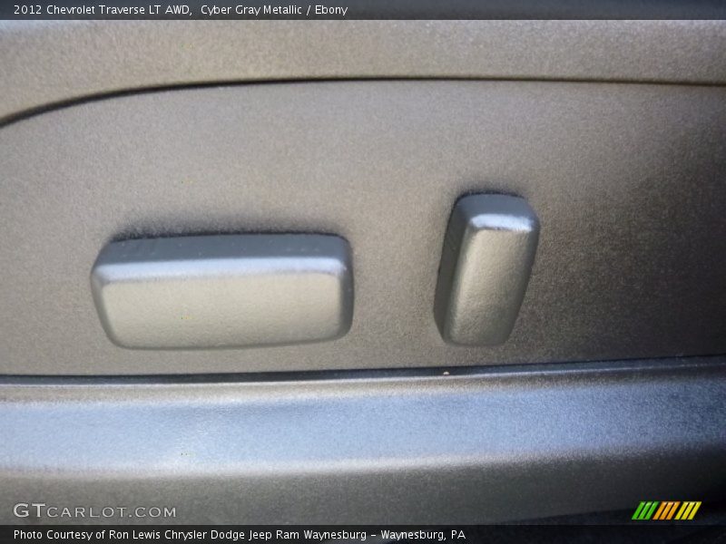 Cyber Gray Metallic / Ebony 2012 Chevrolet Traverse LT AWD