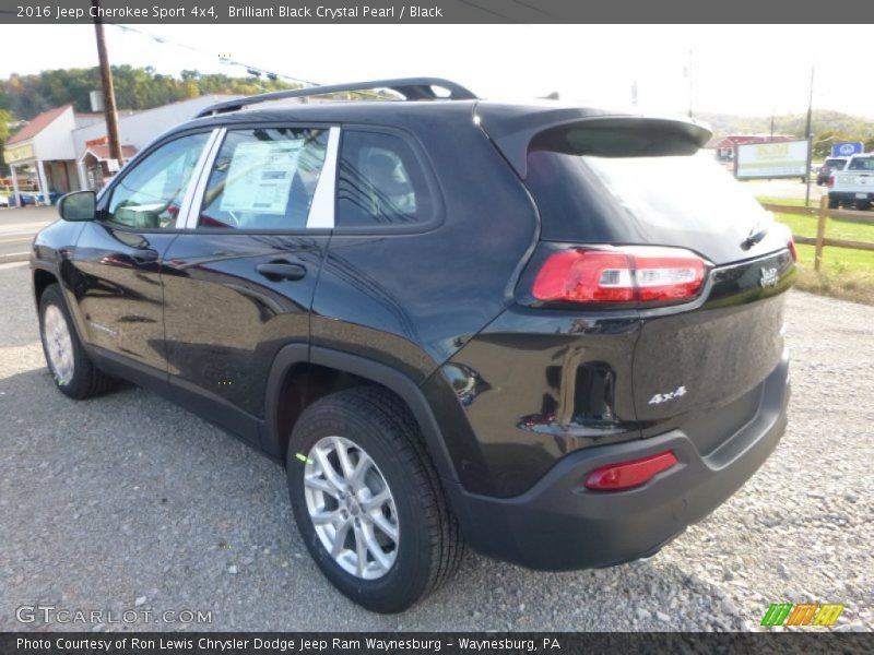 Brilliant Black Crystal Pearl / Black 2016 Jeep Cherokee Sport 4x4