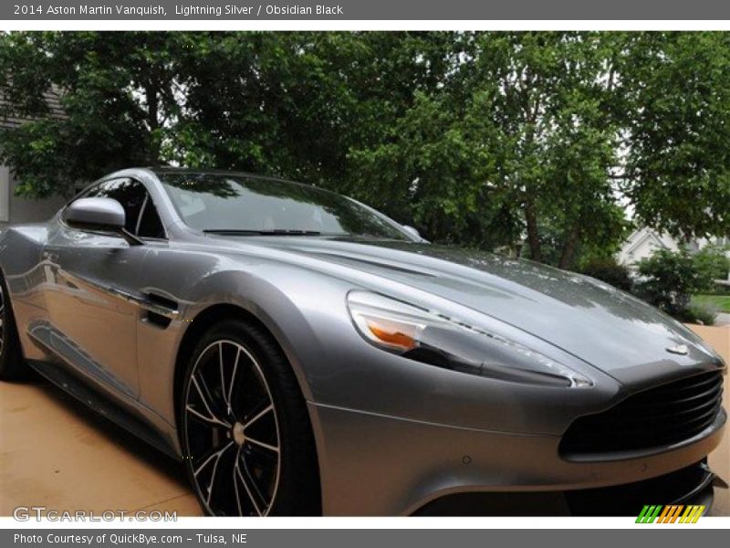 Lightning Silver / Obsidian Black 2014 Aston Martin Vanquish