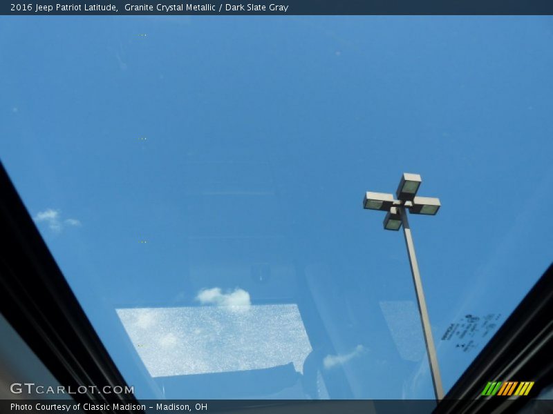 Granite Crystal Metallic / Dark Slate Gray 2016 Jeep Patriot Latitude