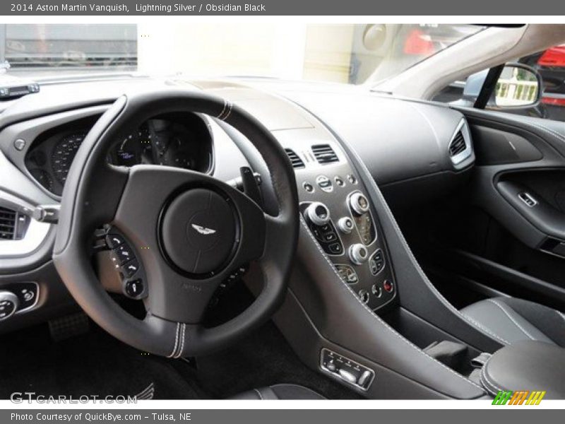 Lightning Silver / Obsidian Black 2014 Aston Martin Vanquish