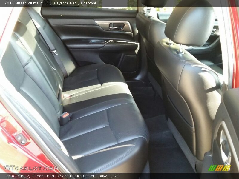 Cayenne Red / Charcoal 2013 Nissan Altima 2.5 SL