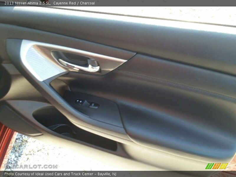 Cayenne Red / Charcoal 2013 Nissan Altima 2.5 SL
