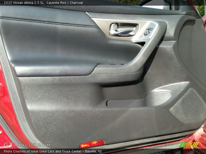 Cayenne Red / Charcoal 2013 Nissan Altima 2.5 SL
