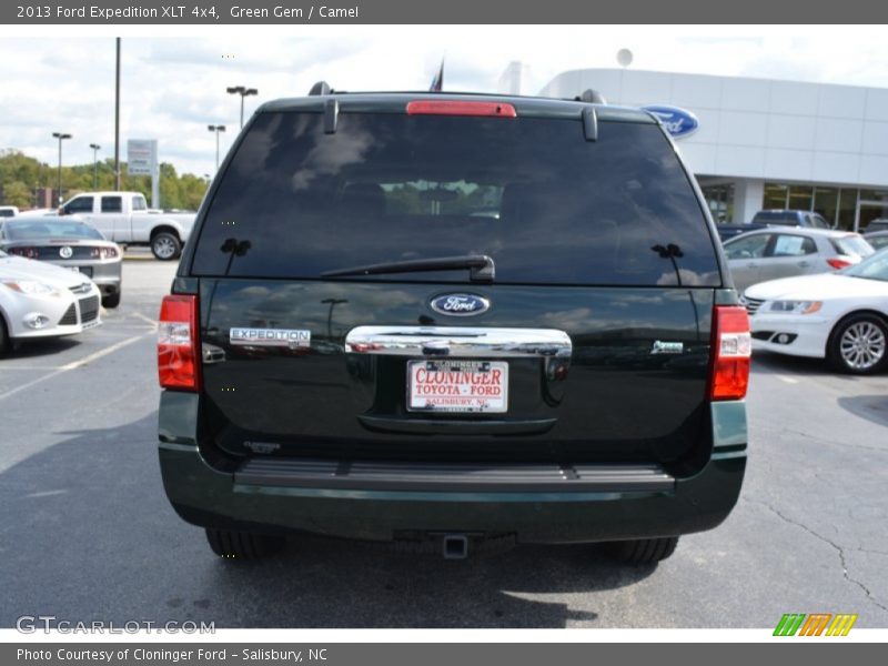 Green Gem / Camel 2013 Ford Expedition XLT 4x4