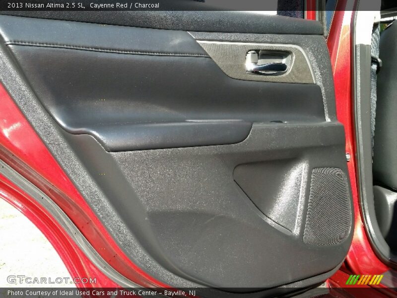Cayenne Red / Charcoal 2013 Nissan Altima 2.5 SL
