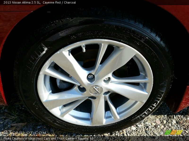 Cayenne Red / Charcoal 2013 Nissan Altima 2.5 SL