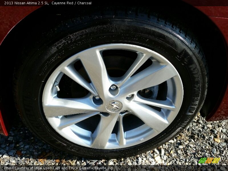 Cayenne Red / Charcoal 2013 Nissan Altima 2.5 SL