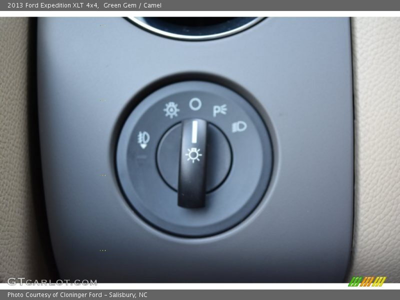 Green Gem / Camel 2013 Ford Expedition XLT 4x4