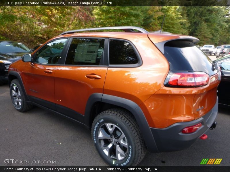 Mango Tango Pearl / Black 2016 Jeep Cherokee Trailhawk 4x4