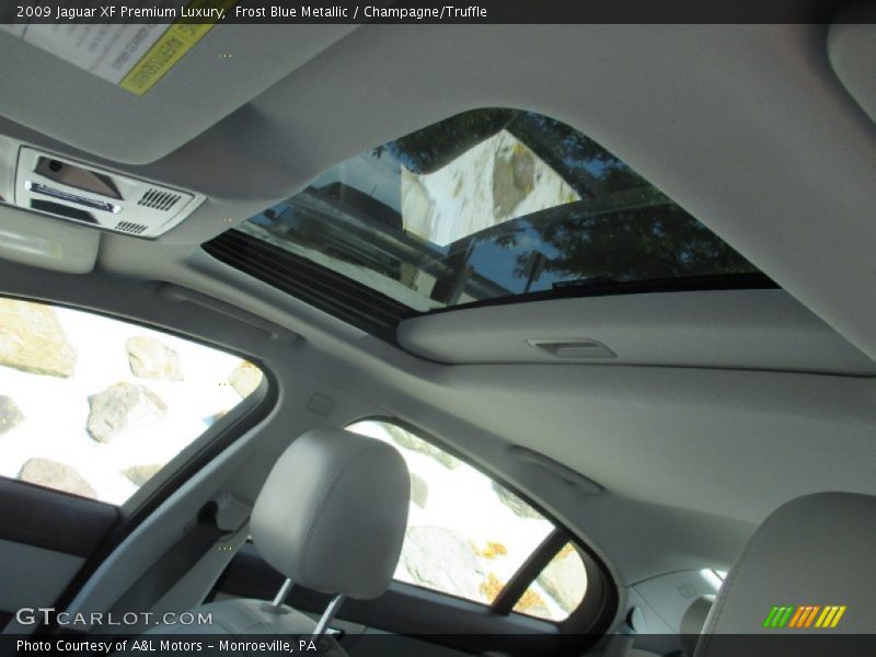 Frost Blue Metallic / Champagne/Truffle 2009 Jaguar XF Premium Luxury