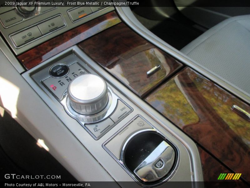 Frost Blue Metallic / Champagne/Truffle 2009 Jaguar XF Premium Luxury