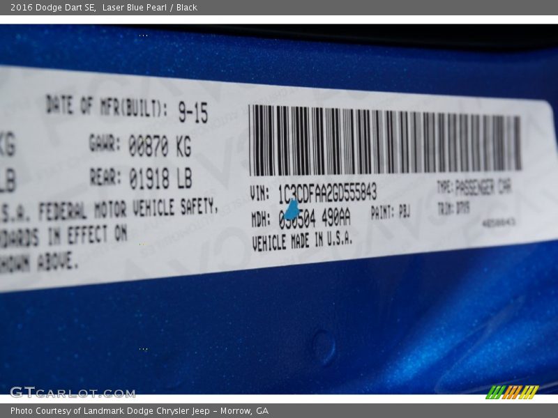 Laser Blue Pearl / Black 2016 Dodge Dart SE