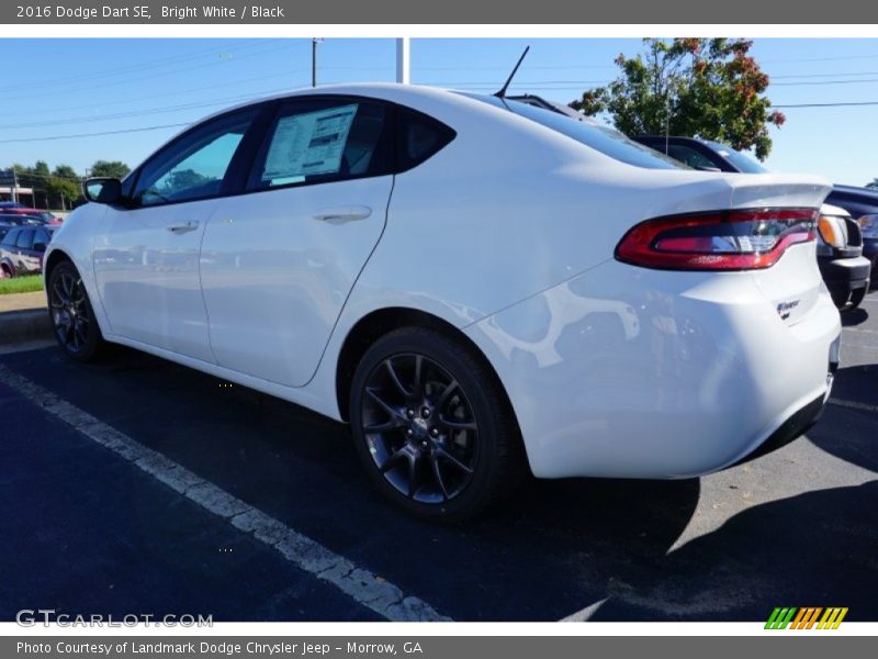 Bright White / Black 2016 Dodge Dart SE