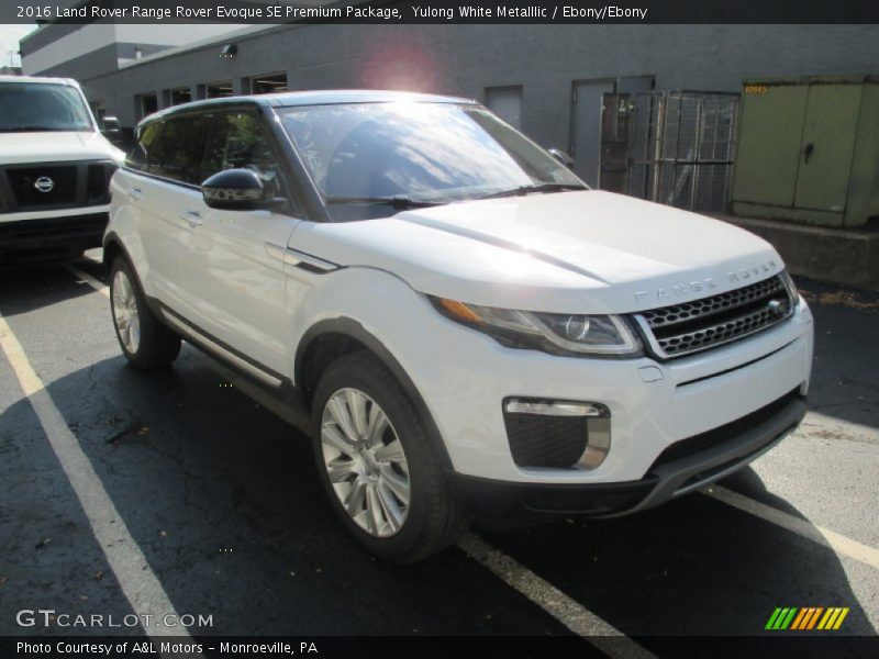 Yulong White Metalllic / Ebony/Ebony 2016 Land Rover Range Rover Evoque SE Premium Package