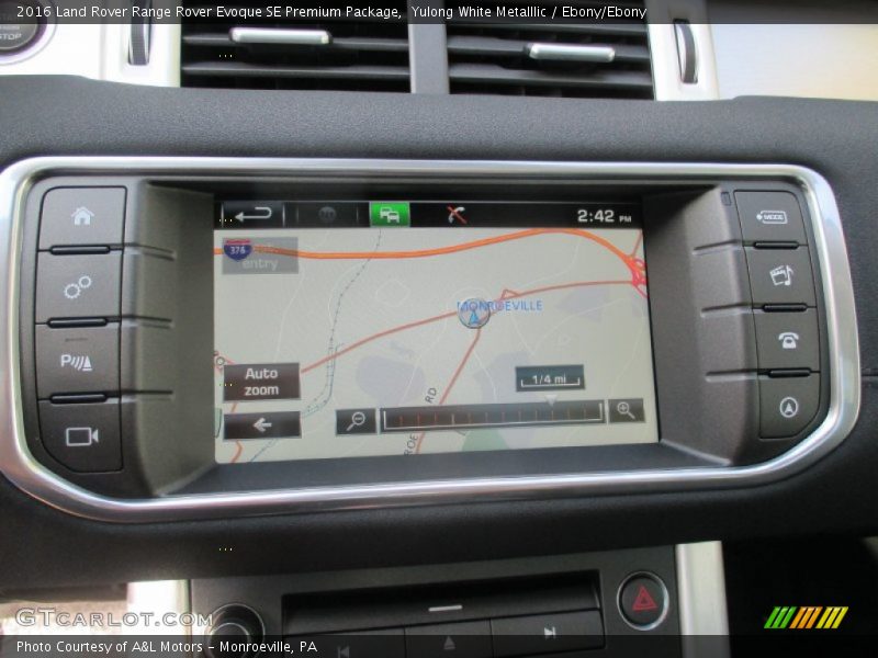 Yulong White Metalllic / Ebony/Ebony 2016 Land Rover Range Rover Evoque SE Premium Package