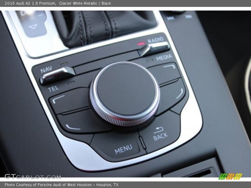 Glacier White Metallic / Black 2016 Audi A3 1.8 Premium