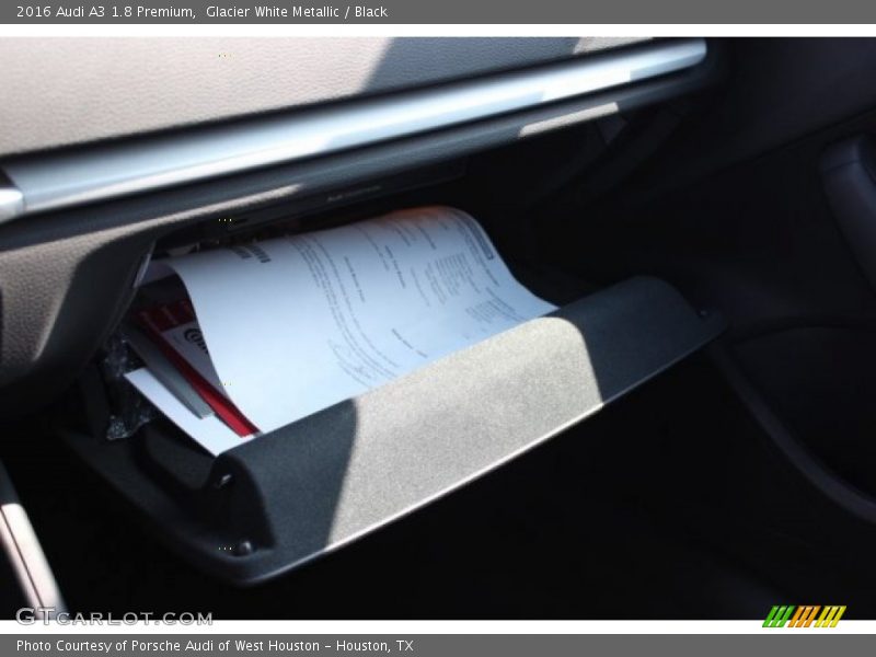 Glacier White Metallic / Black 2016 Audi A3 1.8 Premium