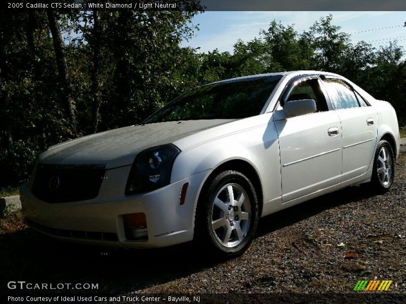 White Diamond / Light Neutral 2005 Cadillac CTS Sedan