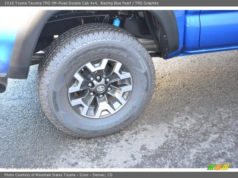 Blazing Blue Pearl / TRD Graphite 2016 Toyota Tacoma TRD Off-Road Double Cab 4x4