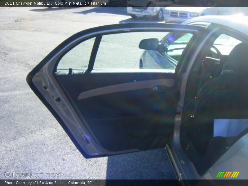 Gold Mist Metallic / Titanium 2011 Chevrolet Malibu LT